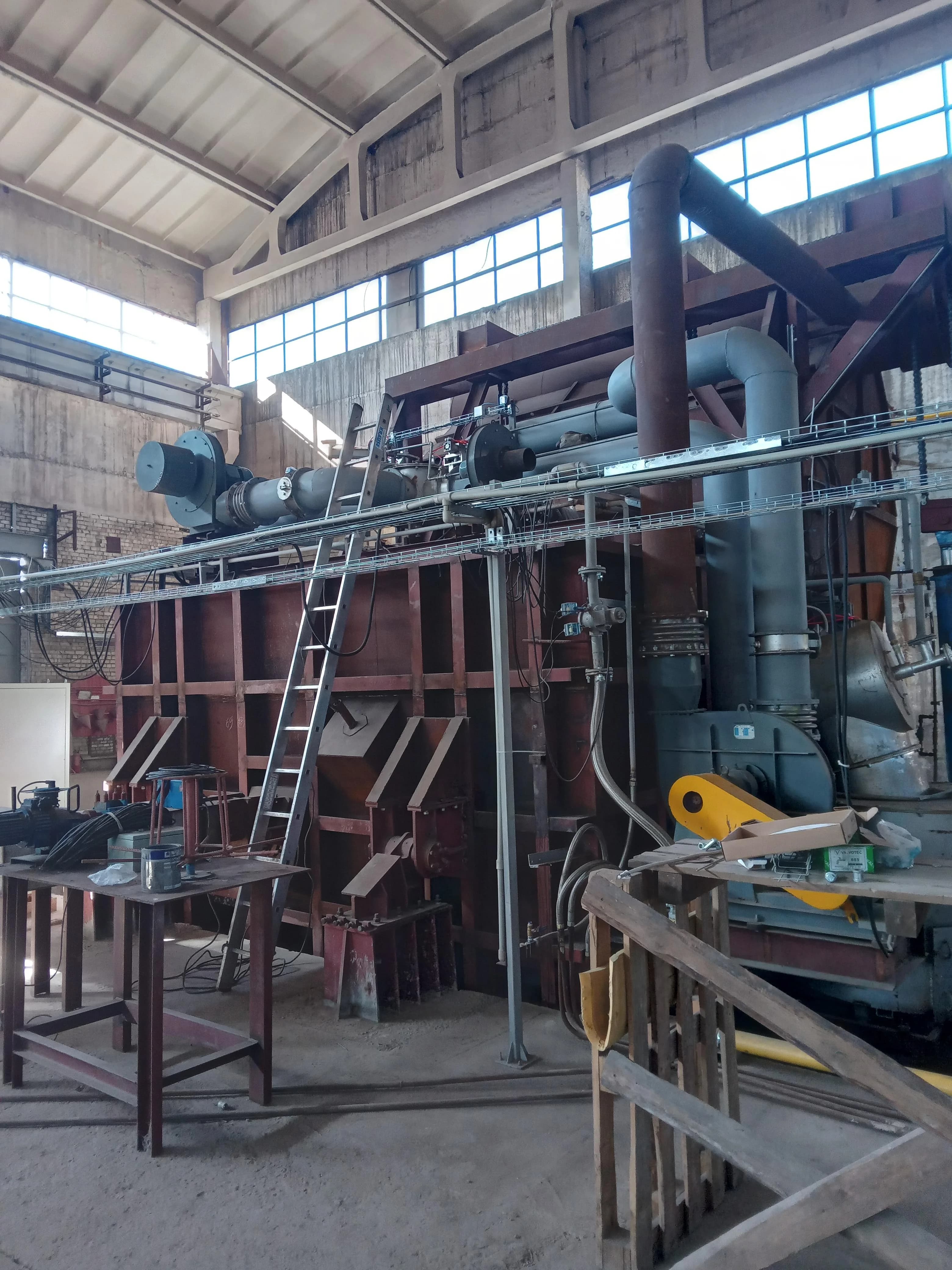 КОМУНІКАЦІЇ