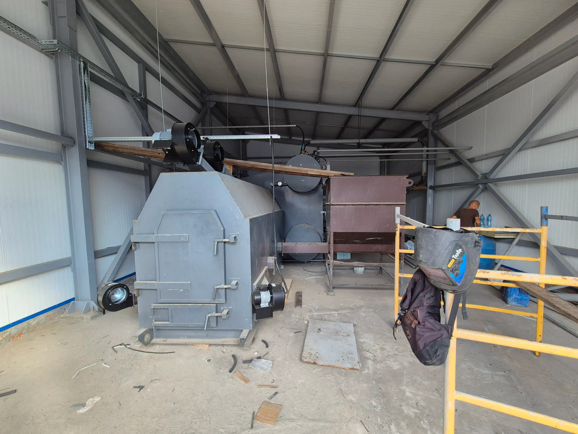 Instalación de una sala de calderas de vapor a combustible sólido 1