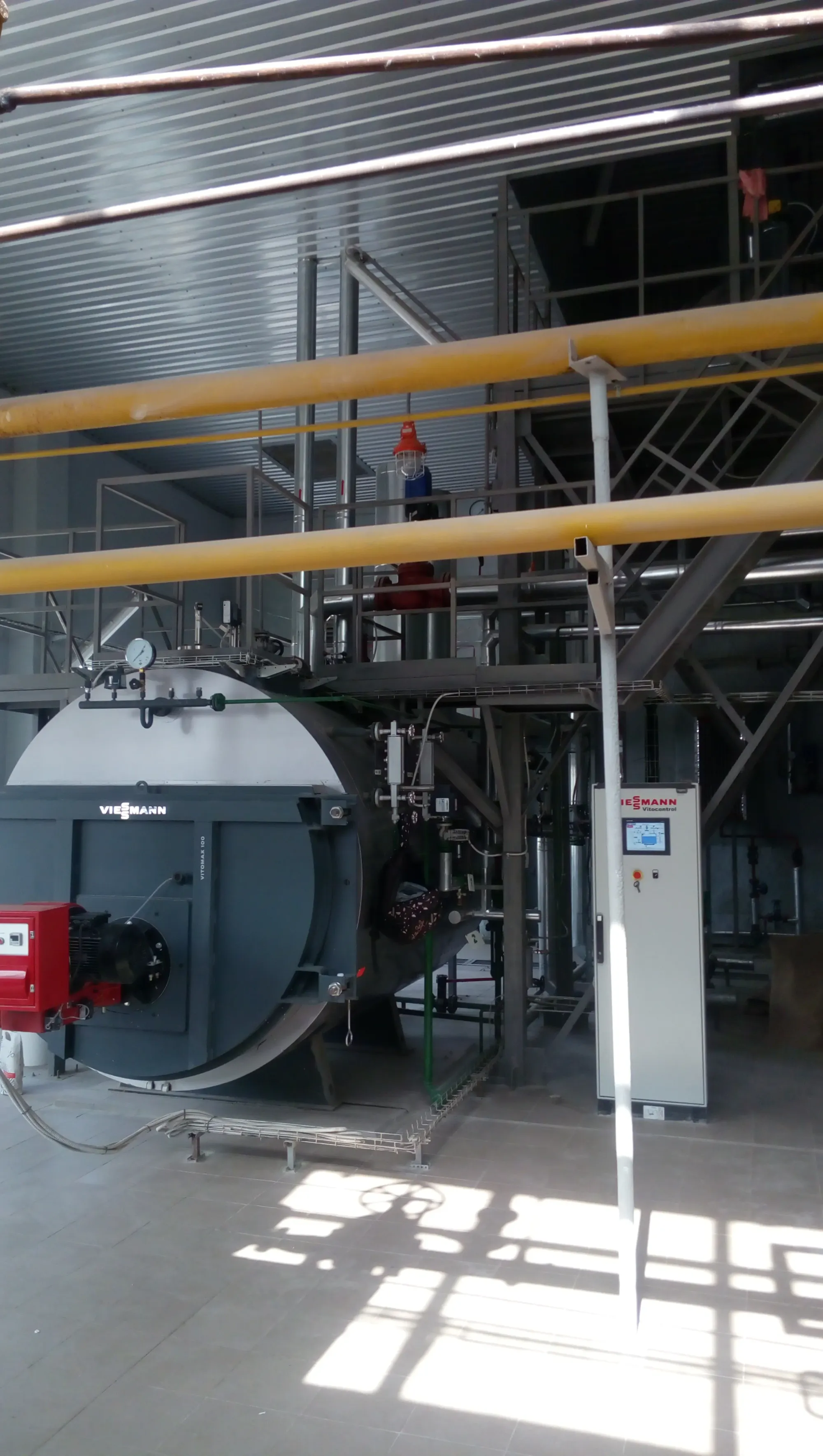 Instalación del sistema de automatización y suministro eléctrico de una sala de calderas de vapor 2